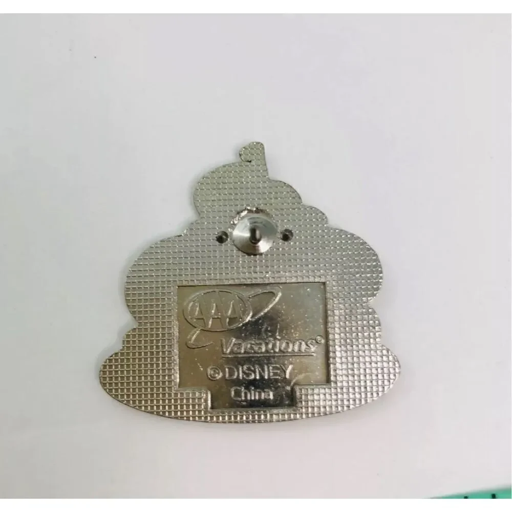 Disneyland resort button pin castle where dreams come‎ true AAA disney parks